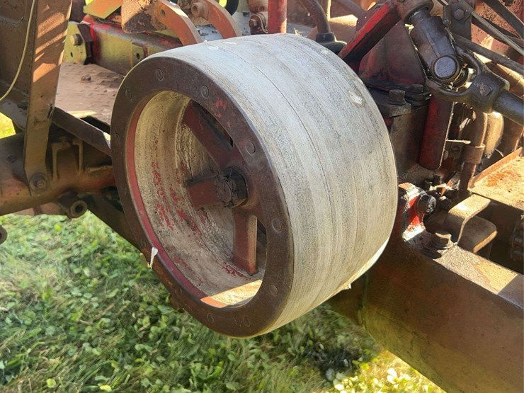 massey-ferguson-44-image-22