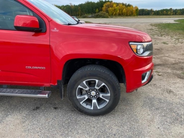 2017-chevy-colorado-z71-4x4-v6,-auto,-crew-cab,-image-21