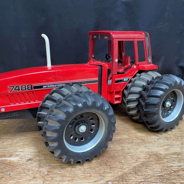 1/16 IH 7488 1984 Special Edition Ertl