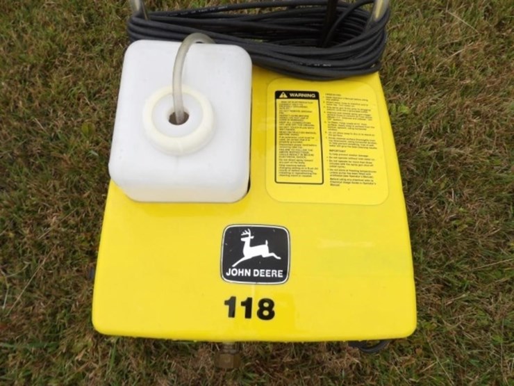 john-deere-118-image-2