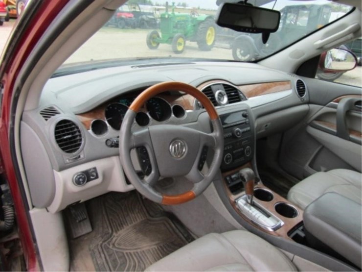 2010-buick-enclave-cxl-image-23