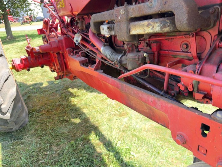 massey-ferguson-44-image-43