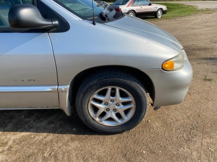 2000-dodge-grand-caravan-image-15