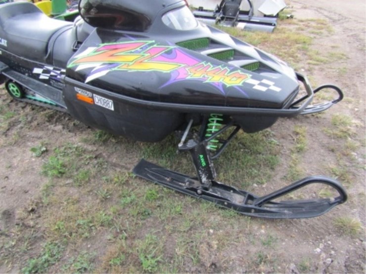 1997-arctic-cat-zl440,4,124-miles,-poly-ski's,runs-image-19