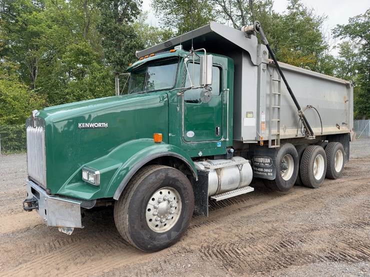 2016-kenworth-t800-image-1