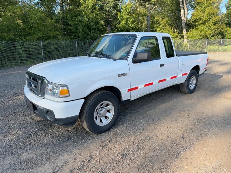 2009-ford-ranger-xlt-image-1