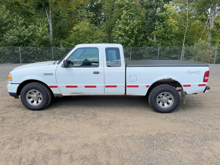 2009-ford-ranger-xlt-image-2