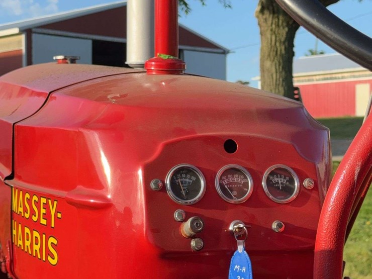 massey-ferguson-30-image-21