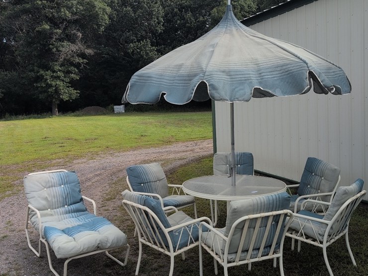 8-piece-patio-set-with-cushions-+-umbrella-image-5