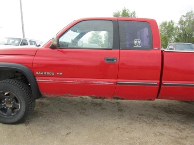 1996-dodge-ram-2500-image-17
