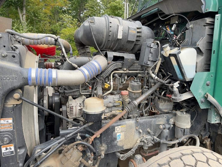 2018-kenworth-t800-image-8