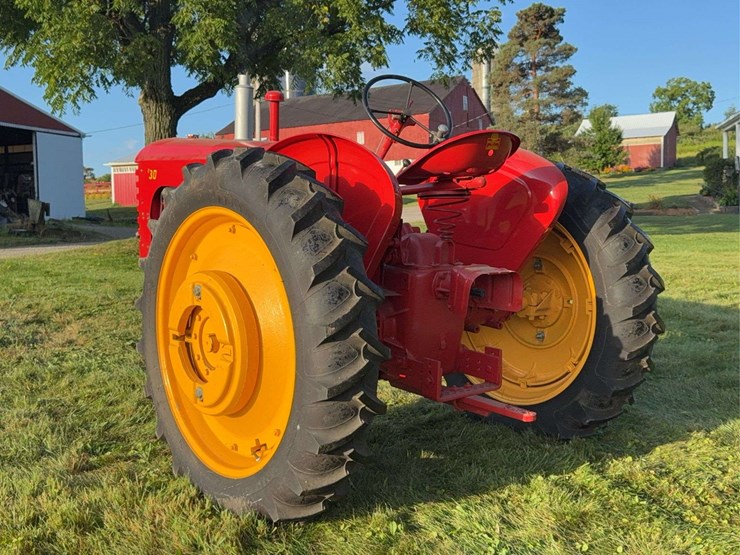 massey-ferguson-30-image-4