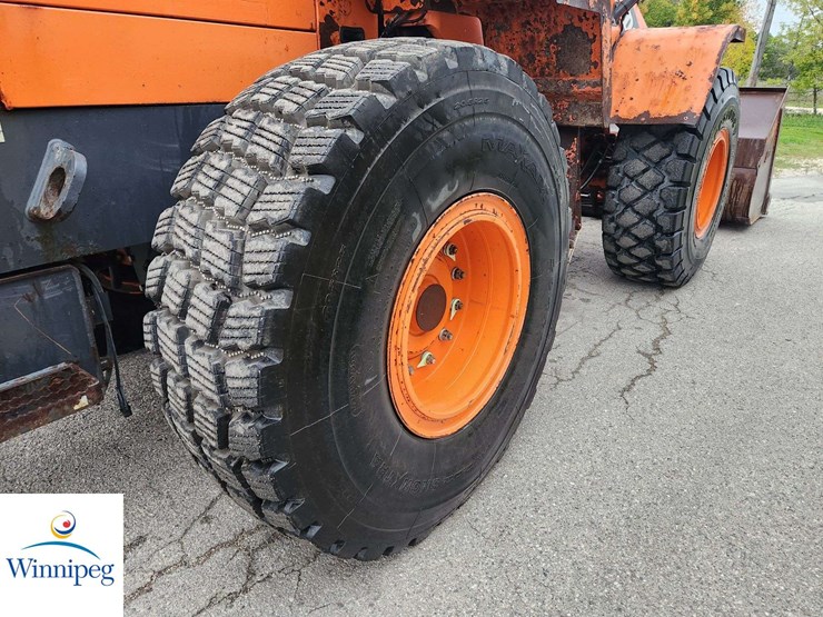 2015-doosan-dl220-image-27