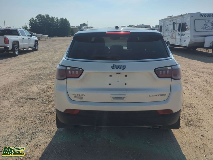2019-jeep-compass-image-15