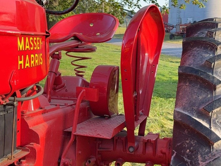 massey-ferguson-30-image-16