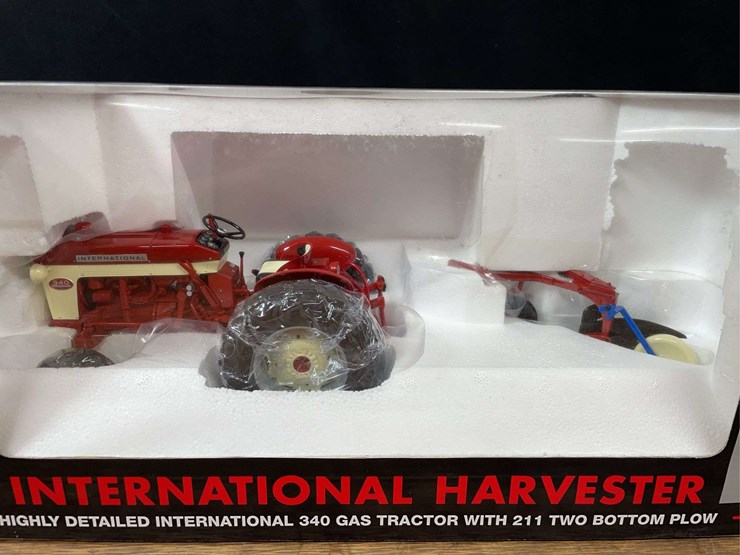 1/16-ih-340-w/-plow-nib-sc-image-7