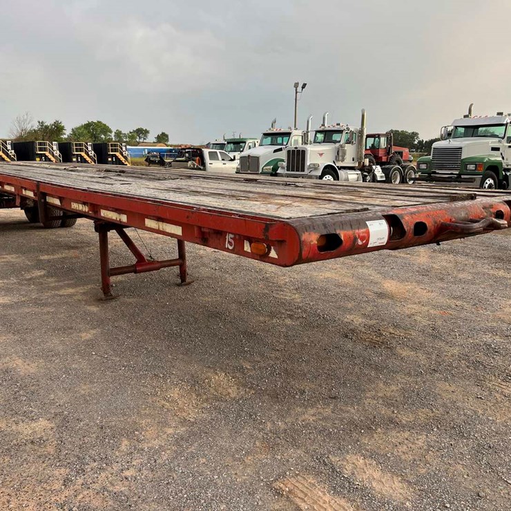 1981 LUFKIN FLATBED