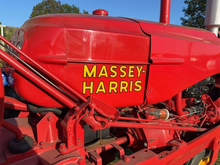 massey-ferguson-30-image-42