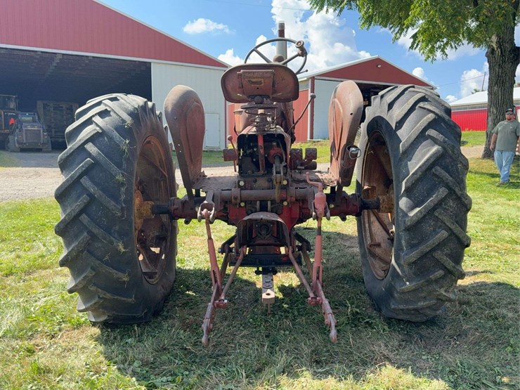 massey-ferguson-333-image-4