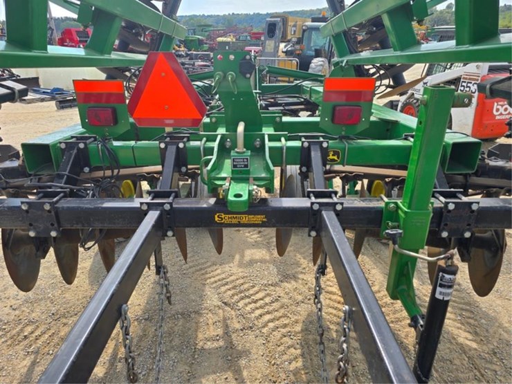 john-deere-637-image-8