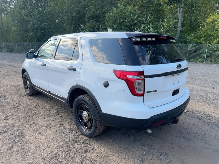 2013-ford-explorer-image-3