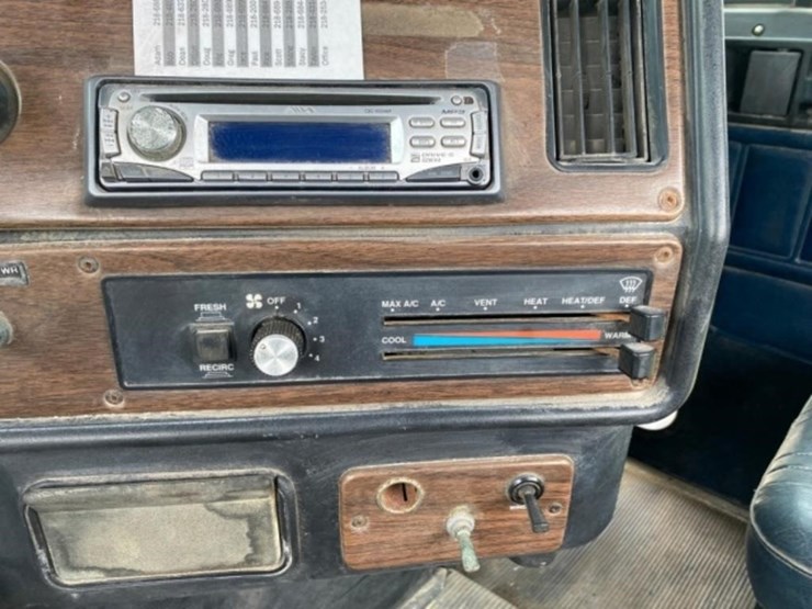 1995-freightliner-fld,detroit-60series,eaton-10sp.-image-54