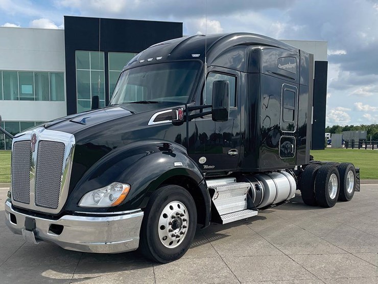 2020-kenworth-t680-image-1