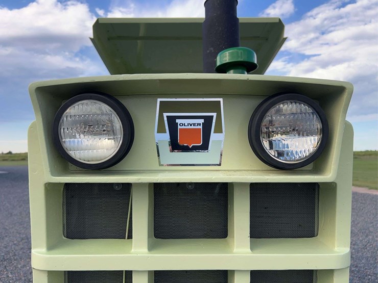 1972-oliver-1755-image-10