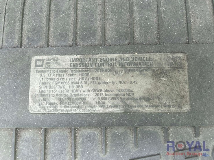 2015-chevrolet-express-4500-image-17