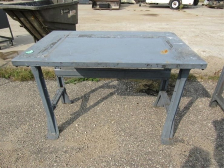 4ft.-x-30-x-34-metal-shop-table-image-1