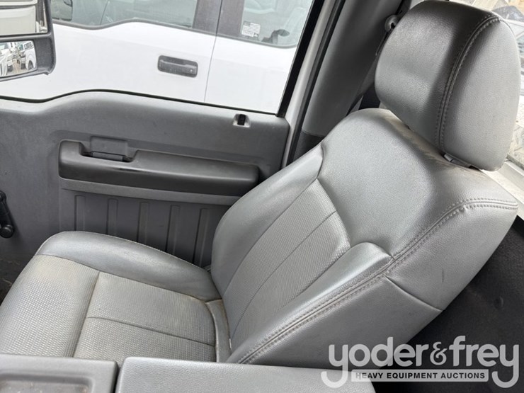 2011-ford-f250-image-12