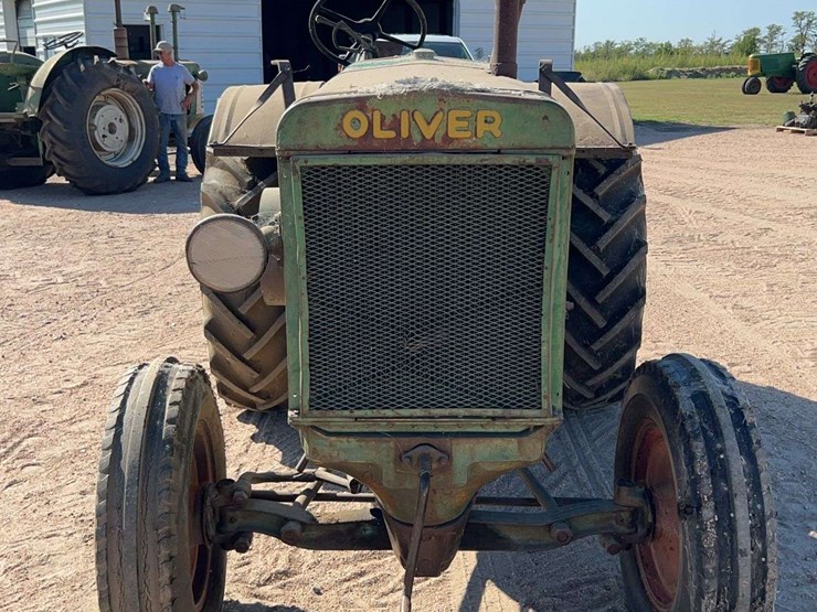 oliver-99-image-8