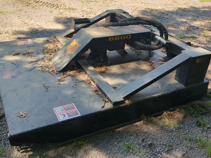 brush-wolf-6600-skid-steer-attachment,-66"-image-2