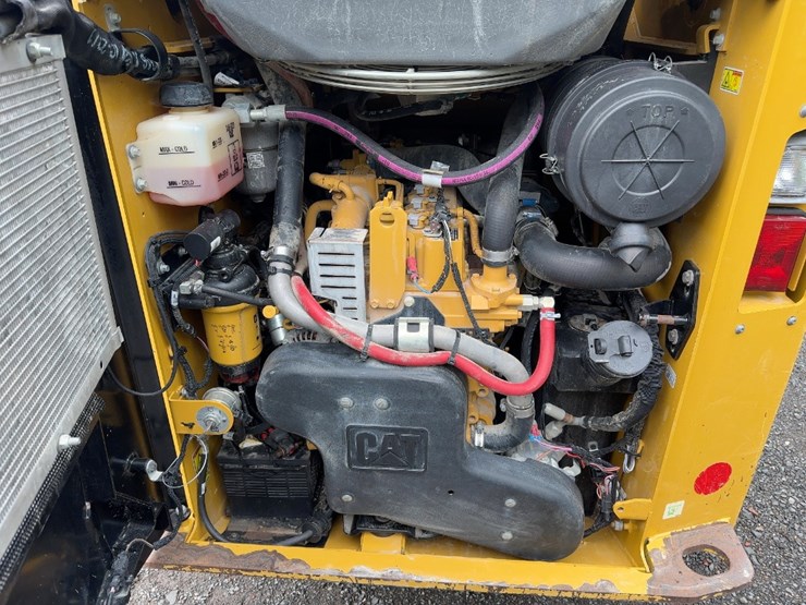 2019-caterpillar-259d-image-18