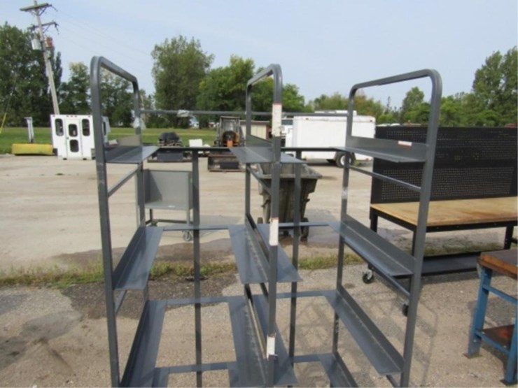 winholt-equip.-bin-cart-34.5x23.5x69.5-on-casters-image-2