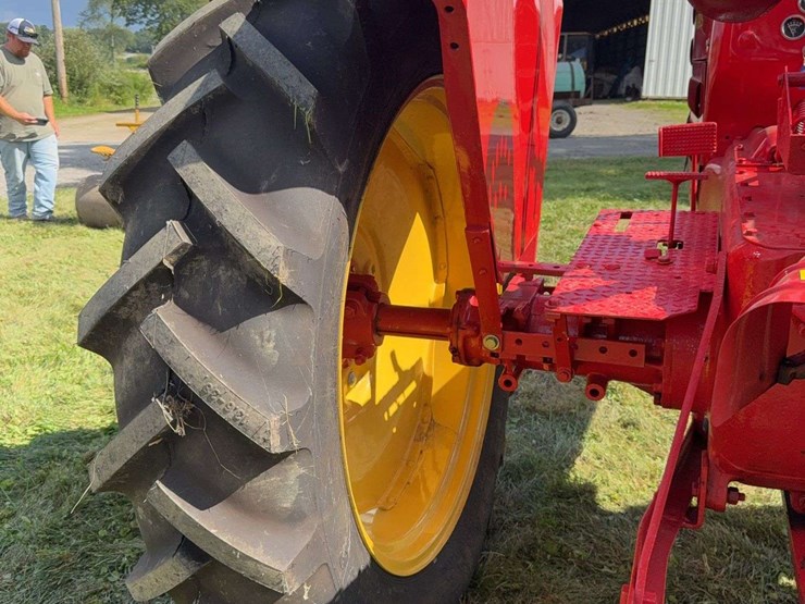 massey-ferguson-101-image-23