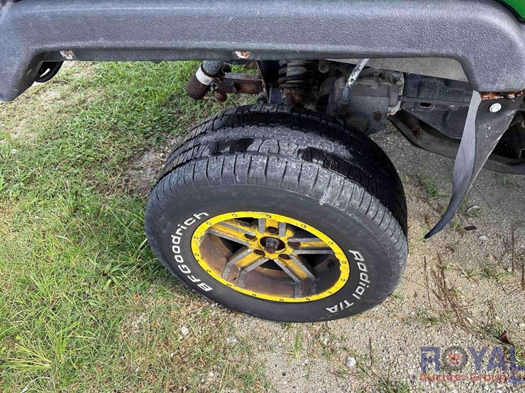 2016-john-deere-gator-image-12