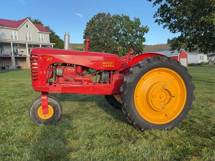 massey-ferguson-30-image-2