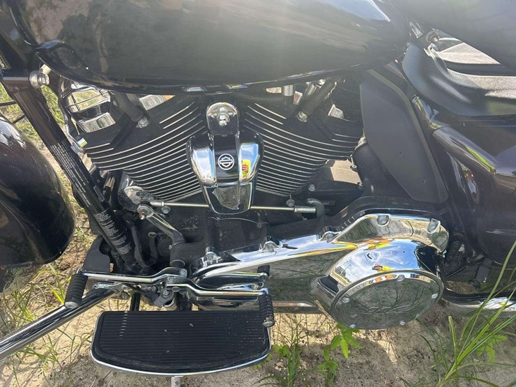 2021-harley-davidson-flhp-road-king-motorcycle-image-7
