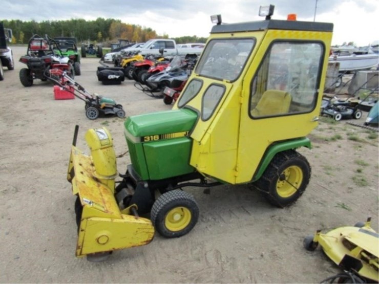 john-deere-316-image-6