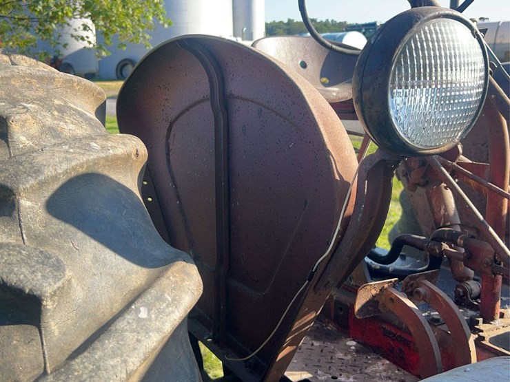 massey-ferguson-44-image-24