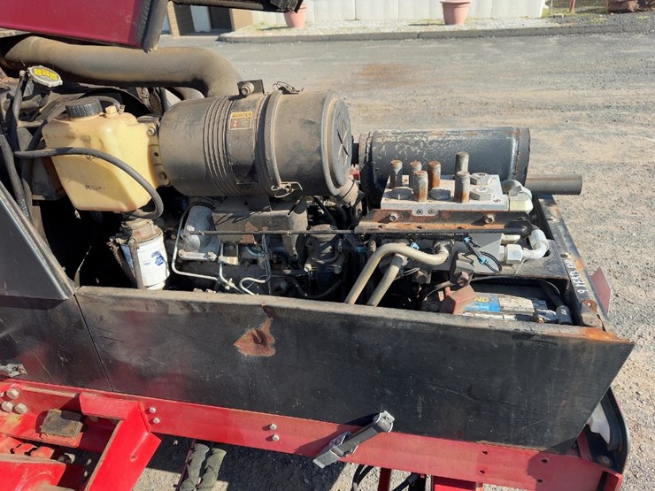 2007-toro-groundsmaster-580d-image-13