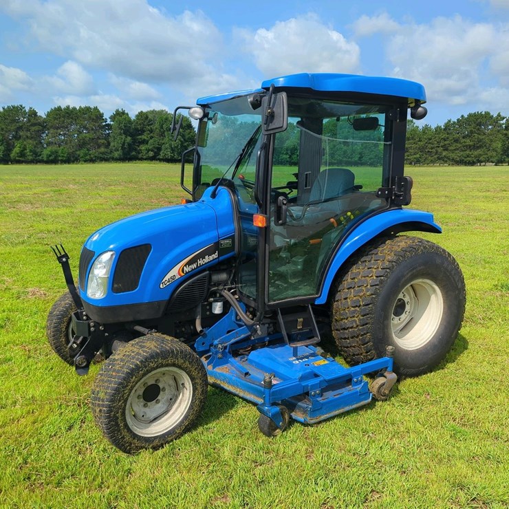 NEW HOLLAND TC45DA