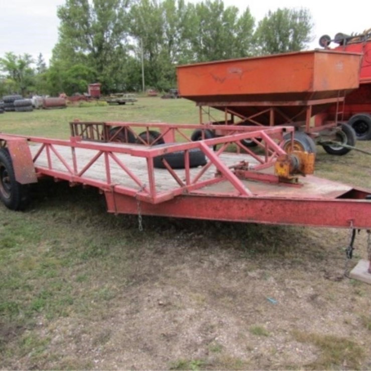 2000-79x16ft. 14in. Sides, Tandem Axle Trailer,