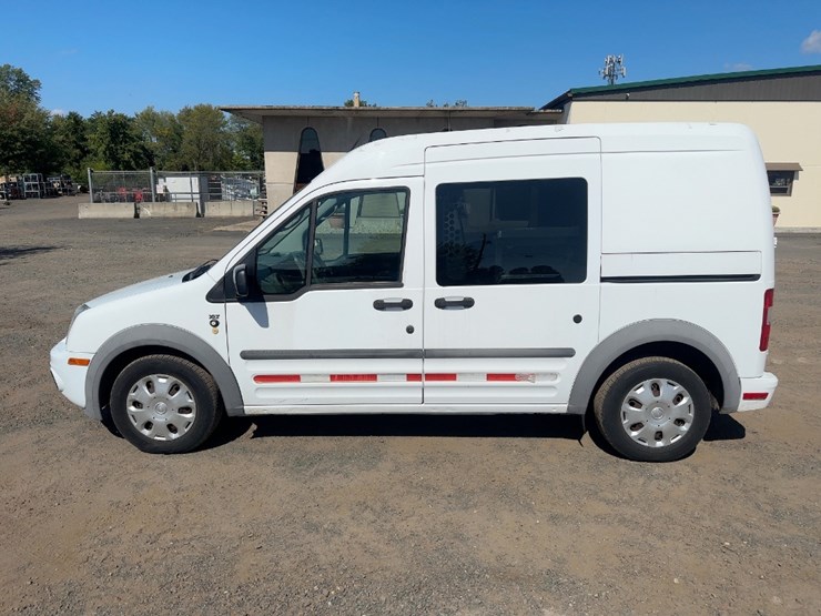 2013-ford-transit-connect-image-2