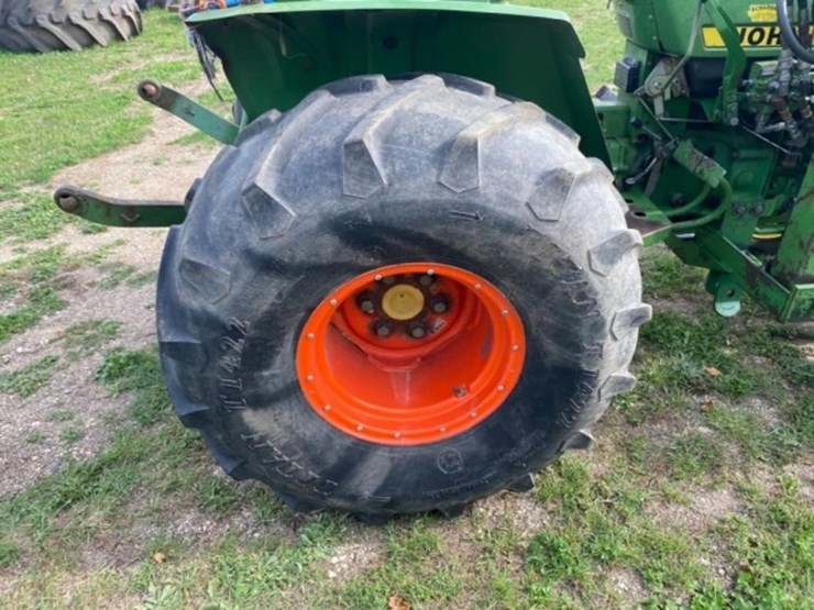1986-john-deere-750-image-31