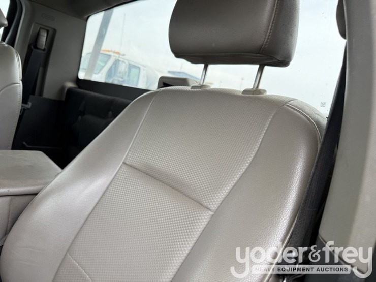 2020-ford-f250-xl-image-17