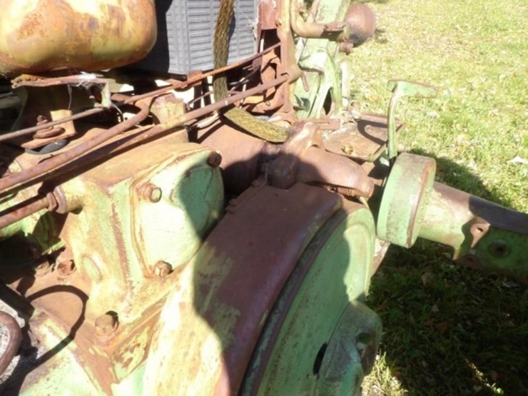 john-deere-model-b-image-3