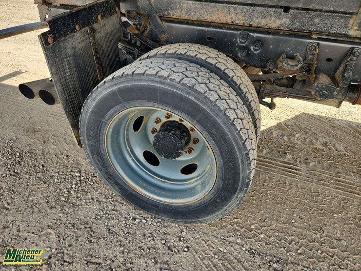 2008-ford-f550-image-13