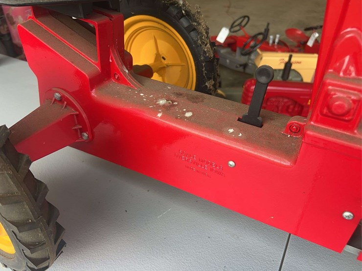 massey-ferguson-44-image-9
